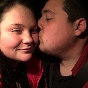 Meet your Posher, Elissa